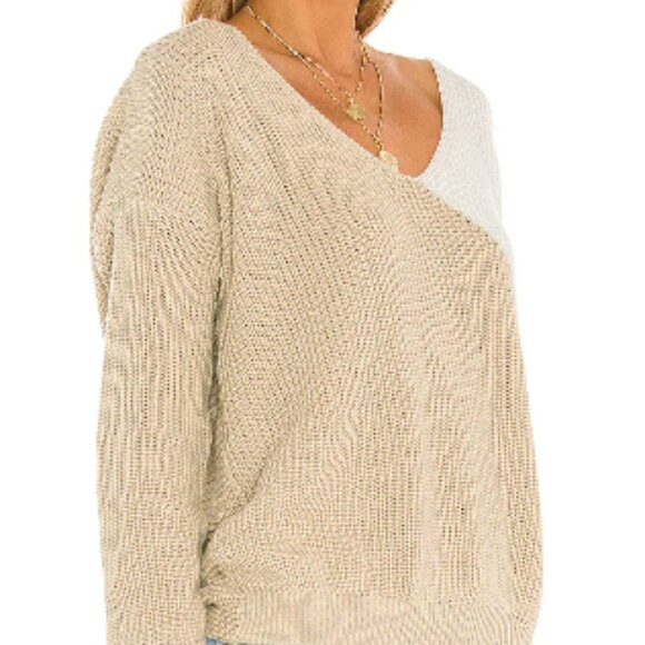 Trish Knot Sweater - Picture 3 of 11